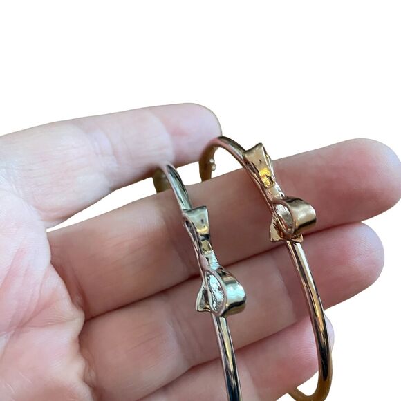 Kate Spade New York Set of 2 Slim Bow Bangle Bracelets Hinge Two Tone - Picture 4 of 5